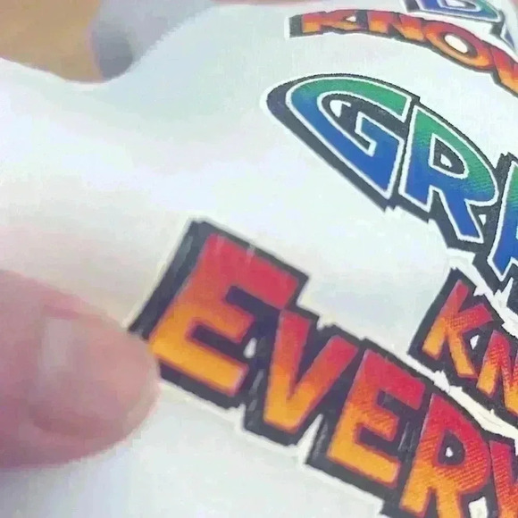 KAVIO "Daddy knows a lot but grandpa knows everything!!!" t-shirt - Picture 3 of 3